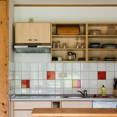 Basiskulturfabrik Oeko-hotel * Neustrelitz